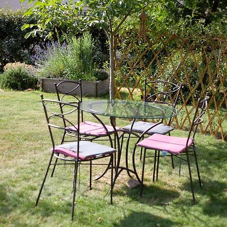 アンボン L'Oustaou Du Bodo Bed & Breakfast エクステリア 写真