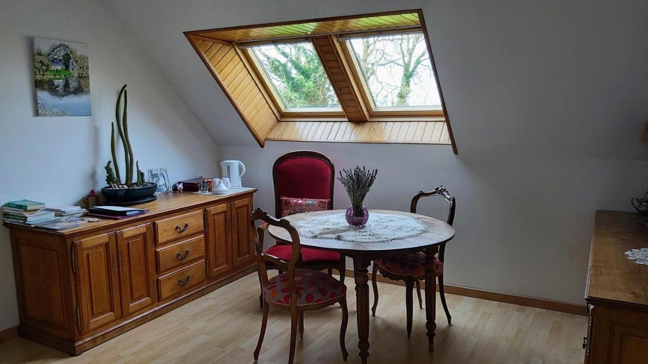 アンボン L'Oustaou Du Bodo Bed & Breakfast エクステリア 写真