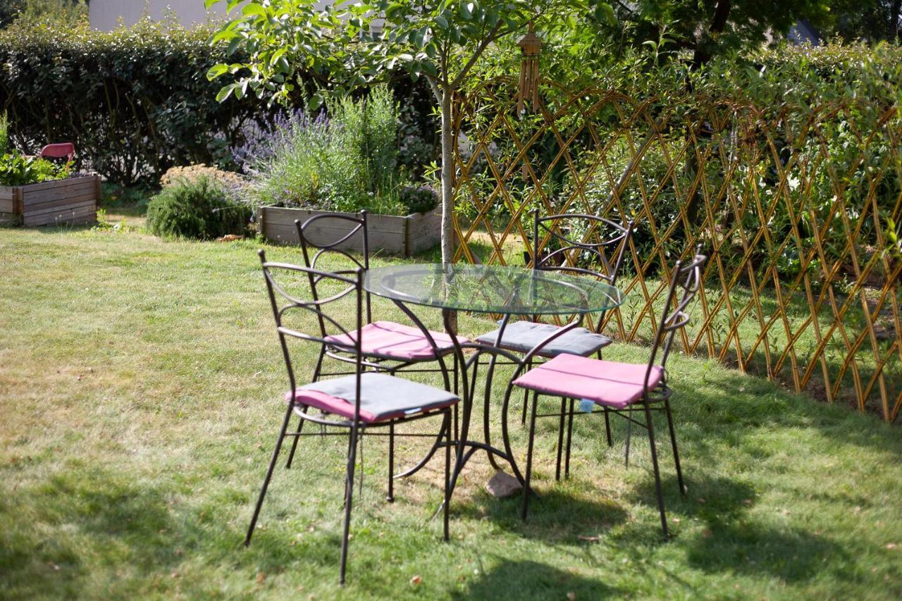 アンボン L'Oustaou Du Bodo Bed & Breakfast エクステリア 写真
